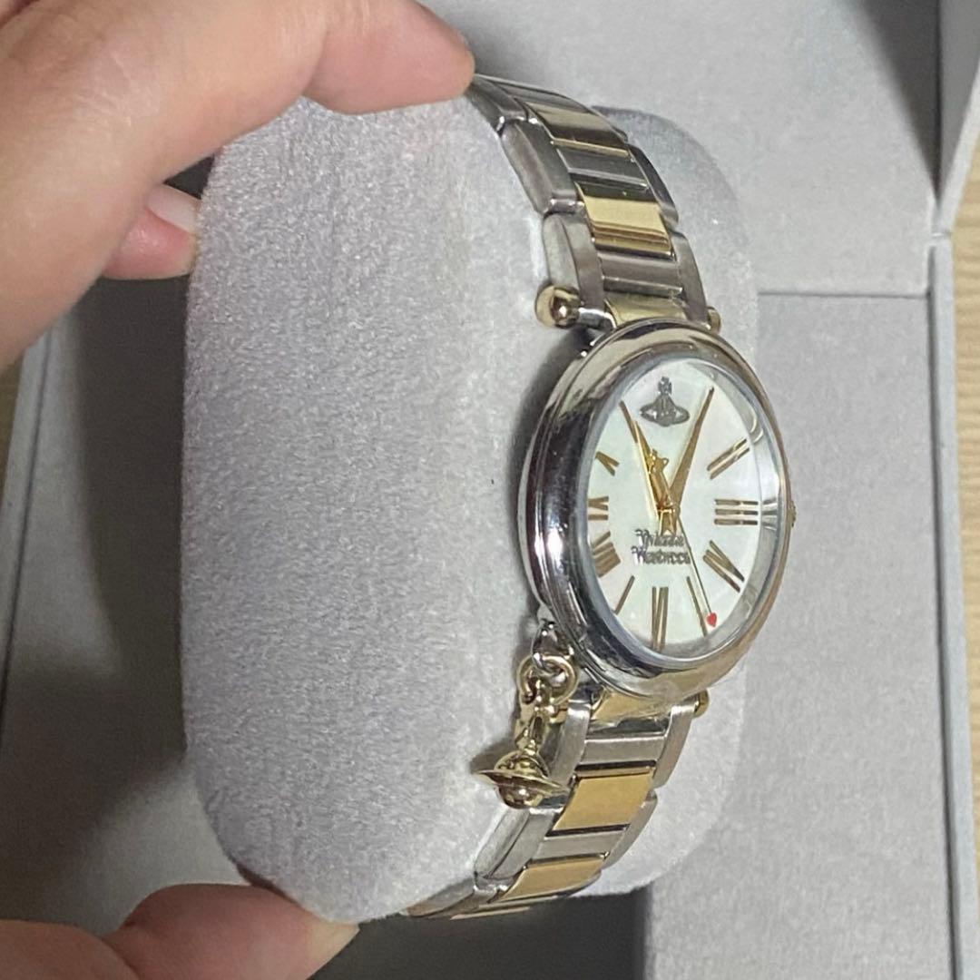 【新品未使用】Vivienne Westwood マザーオーブ クォーツ 腕時計