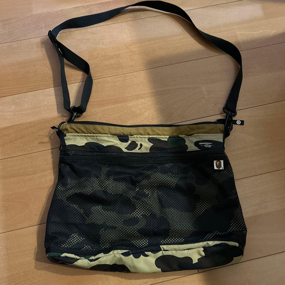 美品　a bathing ape ショルダーバッグ