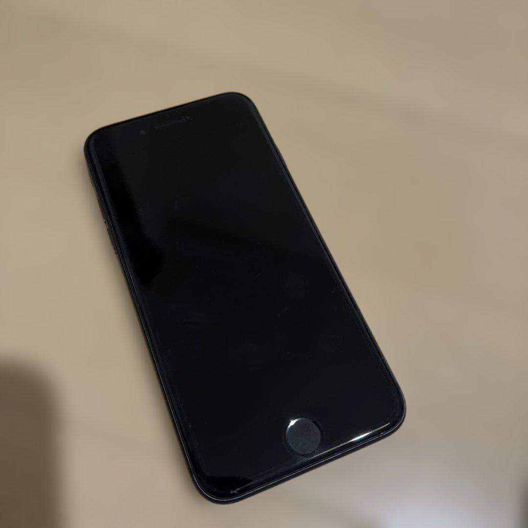 ■箱あり｜SIMフリー■ iPhone8 ブラック 64G