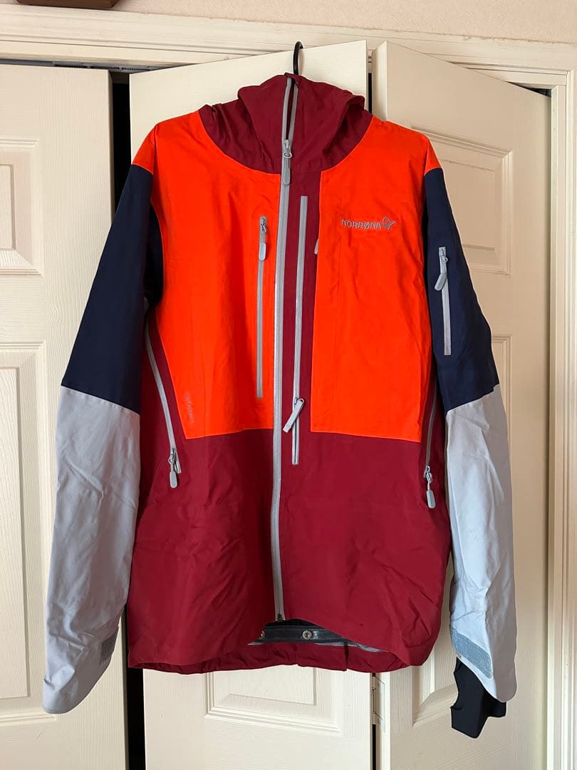 Norrona lofoten ジャケット