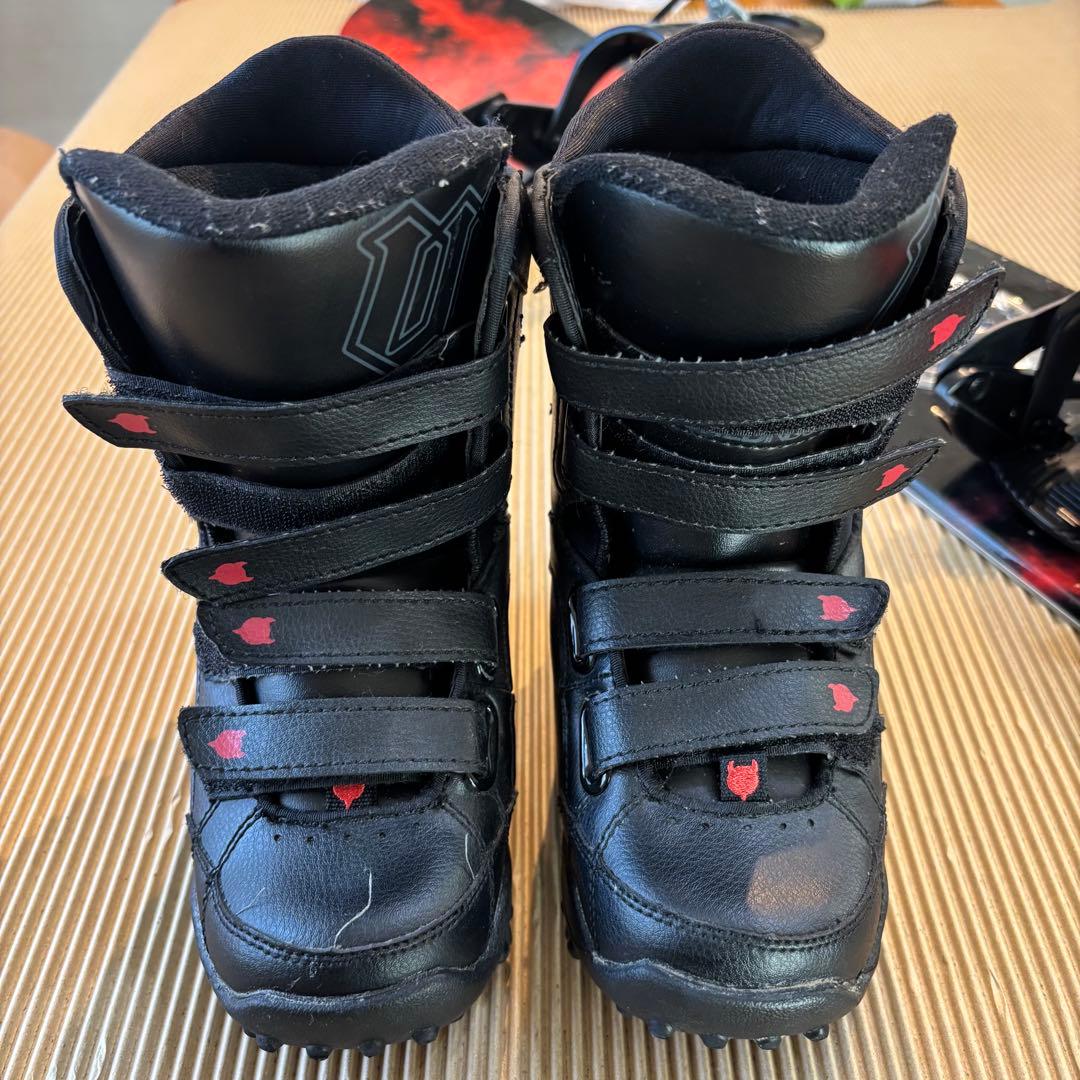 キッズ　　ジュニア ZUWA 120cmスノーボード 20-21cmブーツ付き