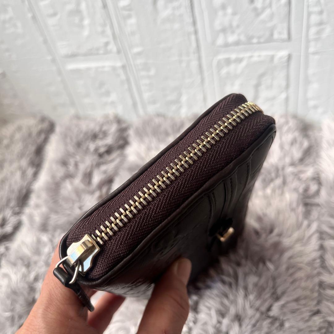 美品✨GUCCI ラウンドファスナー　シマ　リボン　ブラウン　長財布　レディース