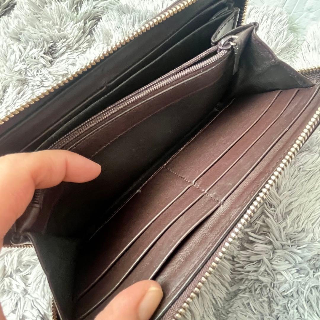 美品✨GUCCI ラウンドファスナー　シマ　リボン　ブラウン　長財布　レディース