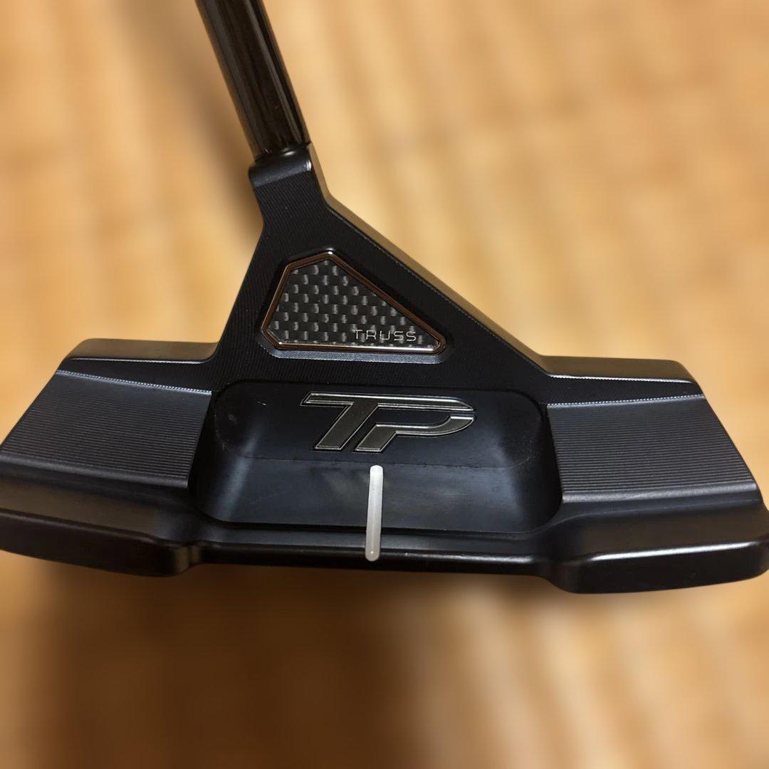 テーラーメイドTPトラストミッドナイトブルーパターB3TC 33インチ