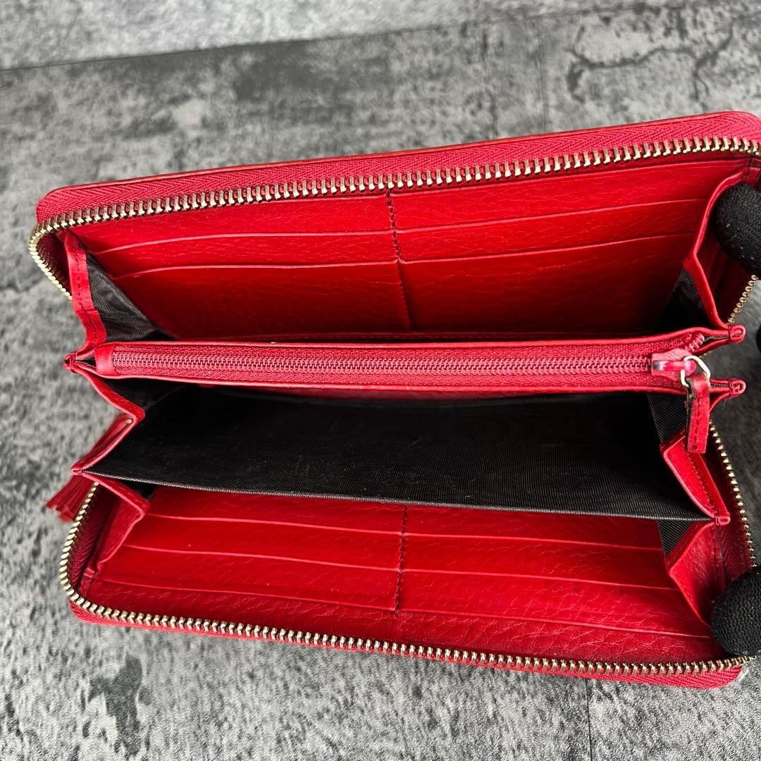 GUCCI インターロッキングG タッセル　長財布