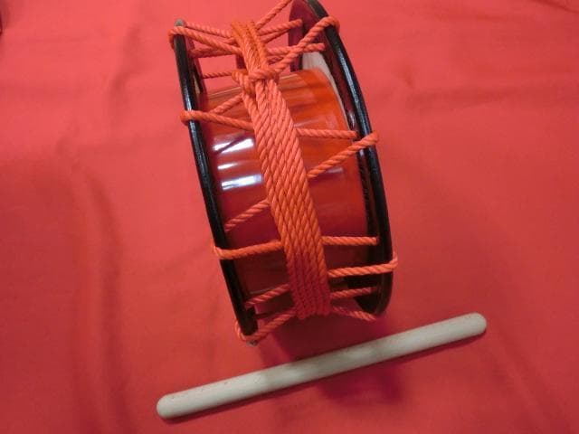 本格沖縄伝統芸能エイサー用締め太鼓(大)直径30cmサイズ　バチ付　新品未使用