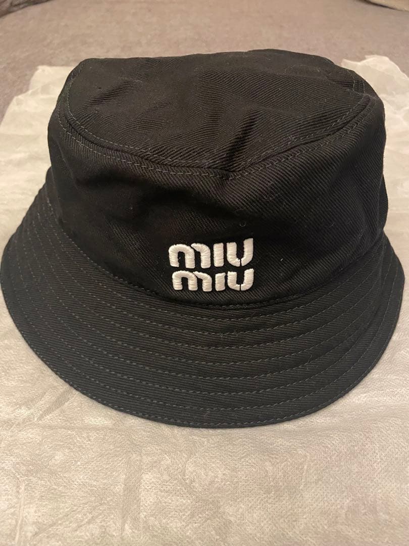 miumiu バケットハット ブラック