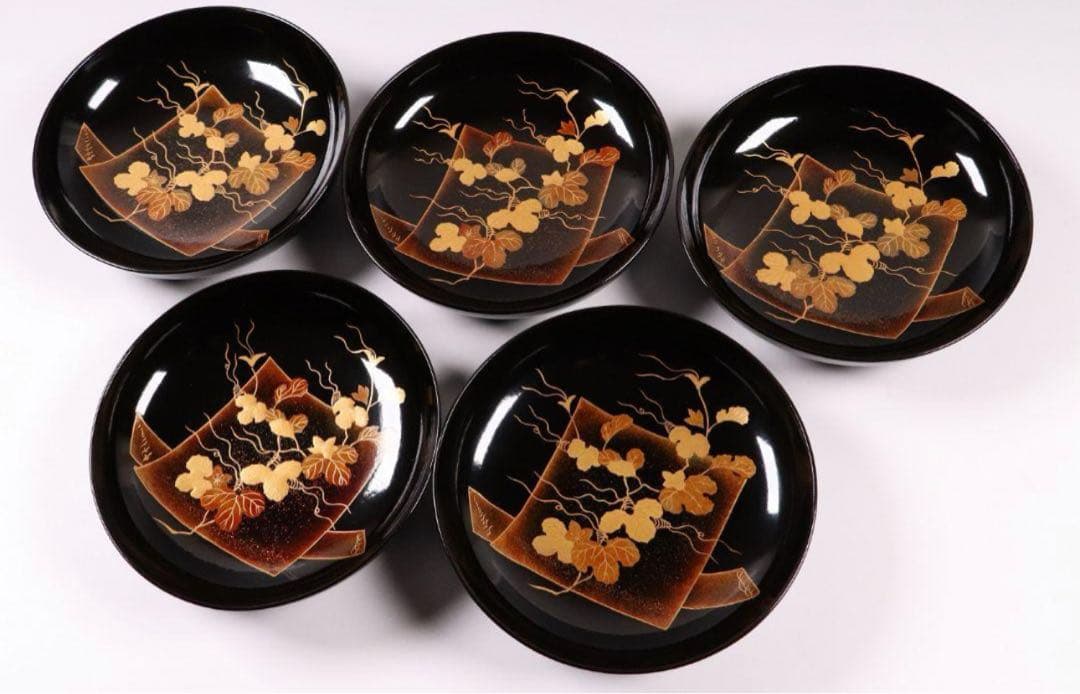 輪島塗 蔦金蒔絵 梨地 黒塗椀 五客 木製漆器 / 伝統工芸品 漆芸