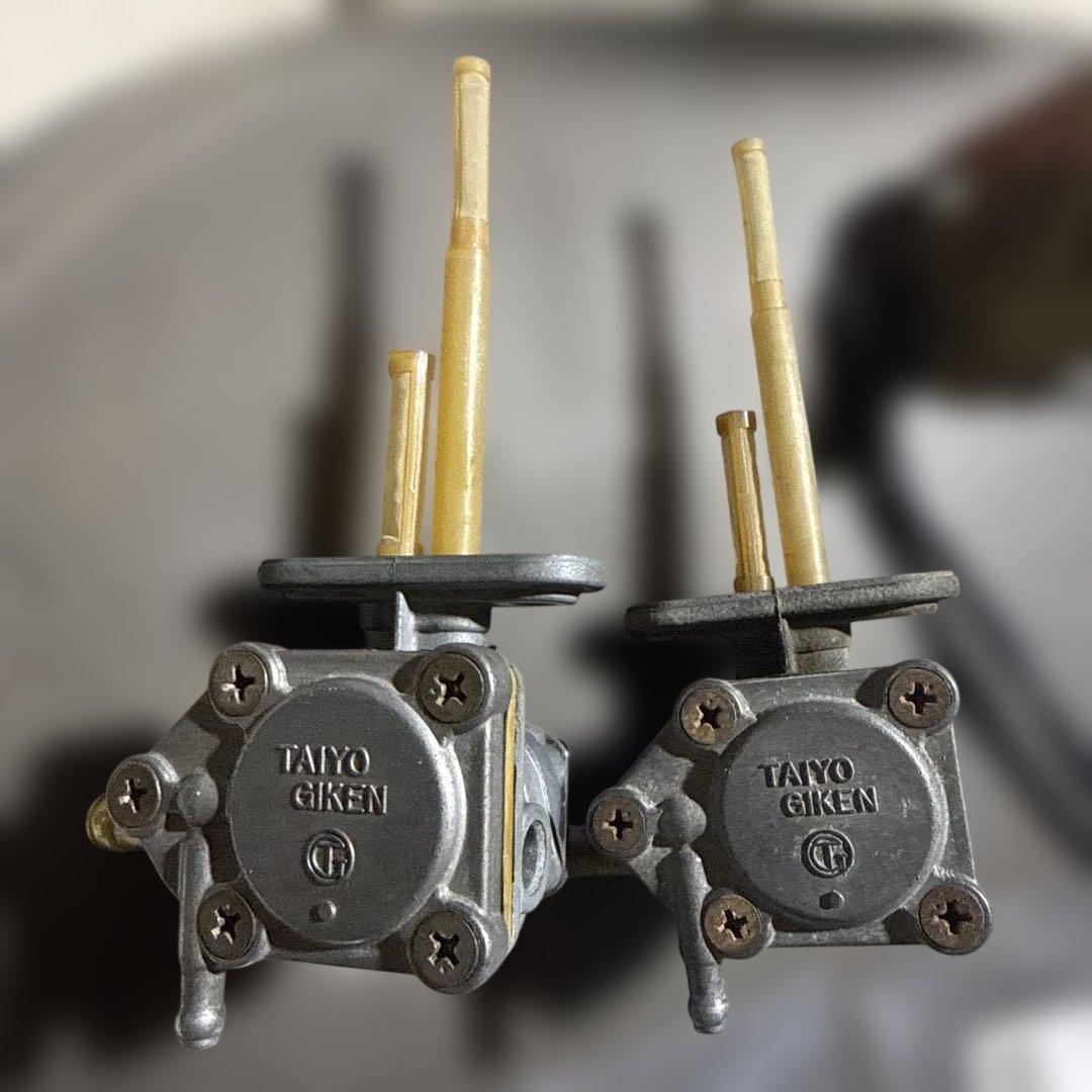 ゼファー400 燃料コック　センサー　パッキンなどセット　マフラー　BEET