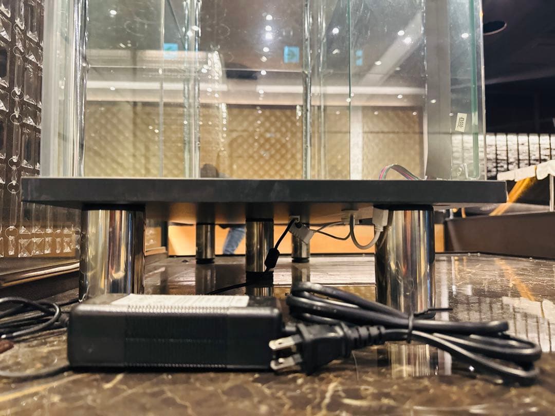 業務用 ガラスショーケース 鍵付き LED照明付き 送料込み