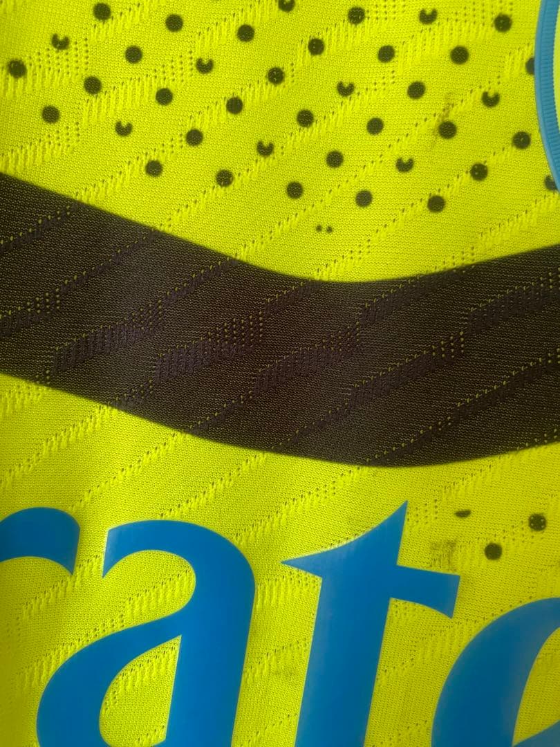 アーセナル イエロージャージ 波模様