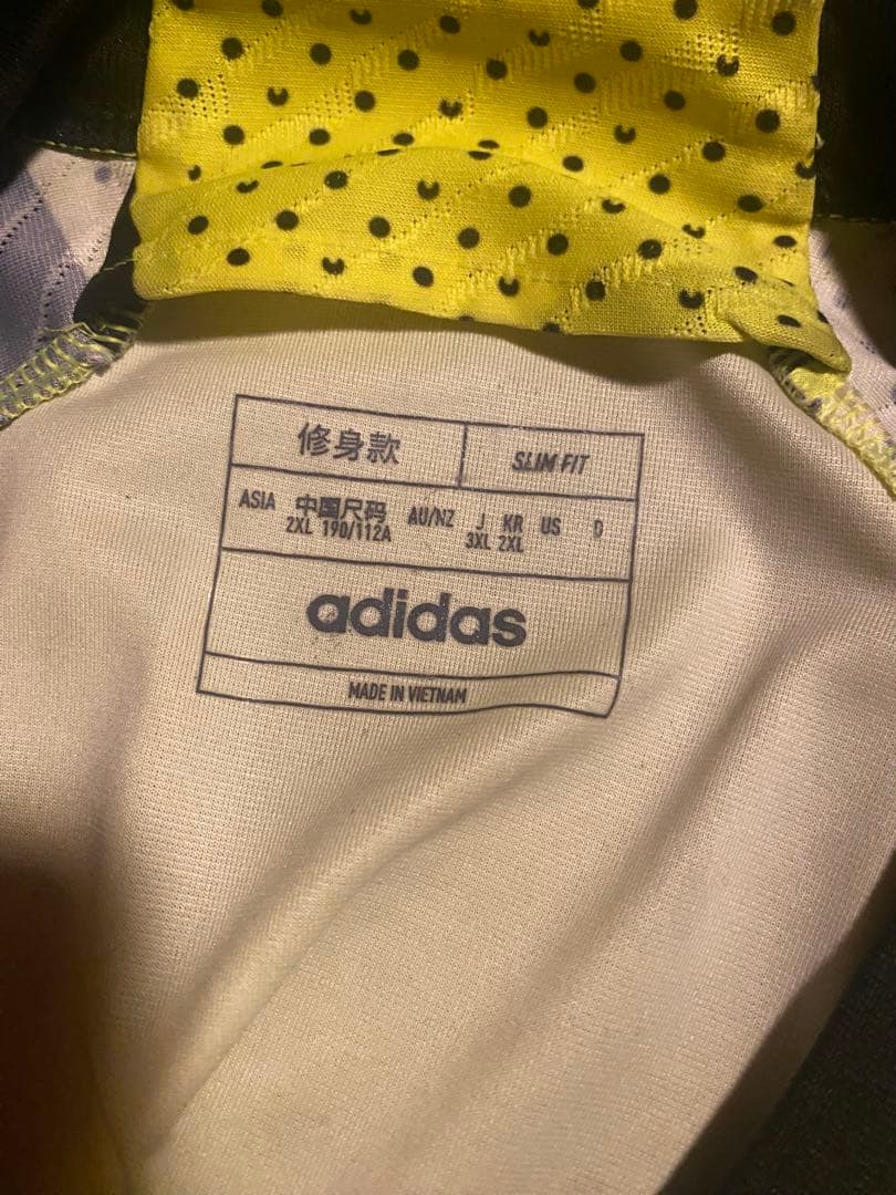 アーセナル イエロージャージ 波模様