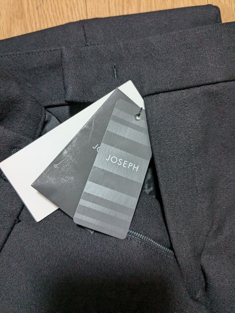 新品タグ付き　JOSEPH パンツ サイズ40