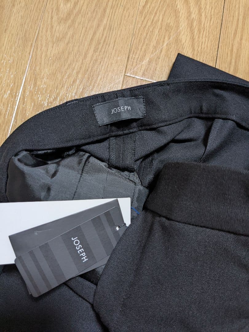 新品タグ付き　JOSEPH パンツ サイズ40
