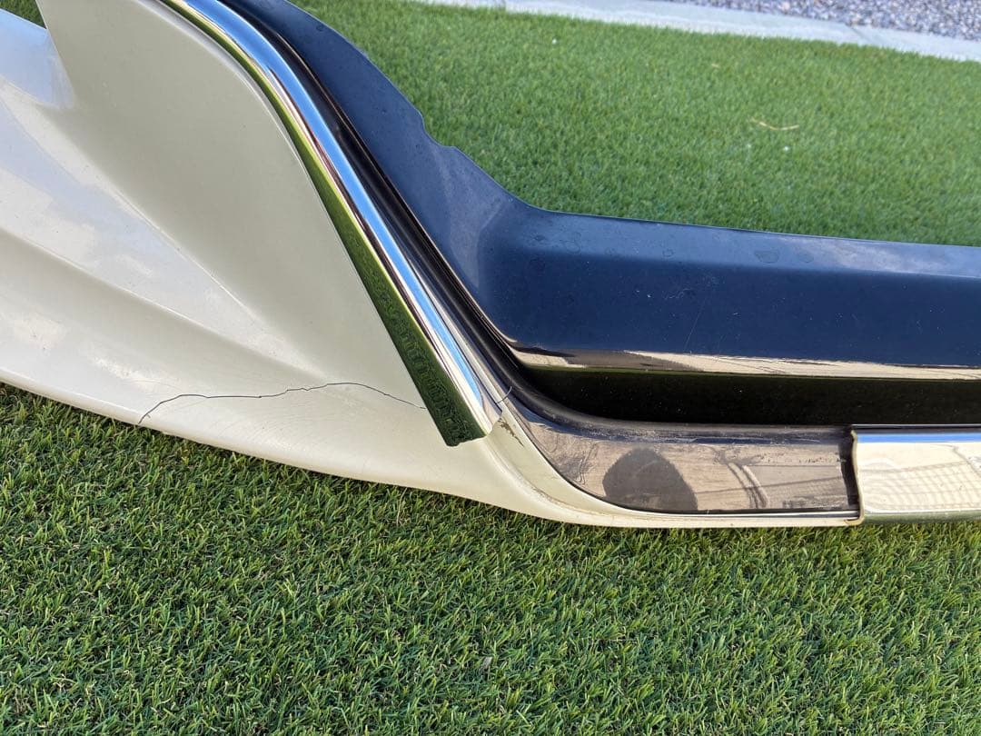 【絶版】ヴォクシー80前期 モデリスタフロントスポイラー ひび割れあり