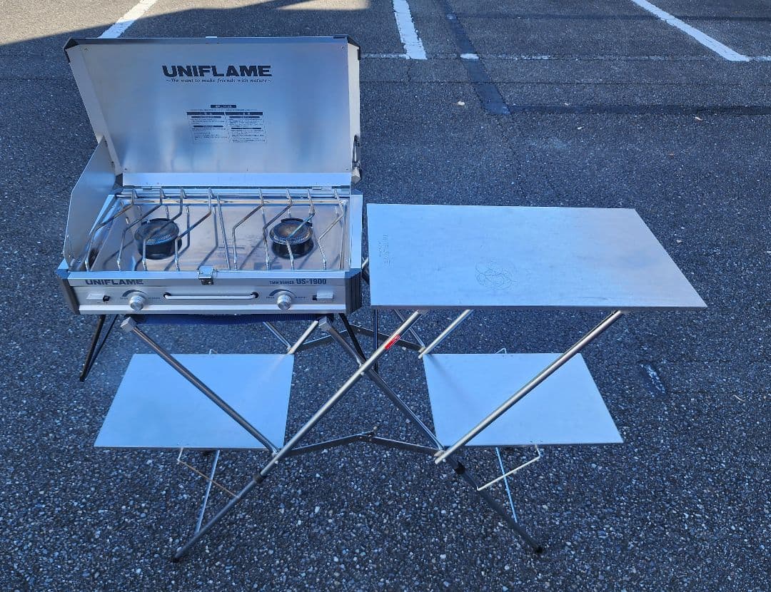 UNIFLAMEのツインバーナーUS-1900、キッチンスタンドⅡ セット