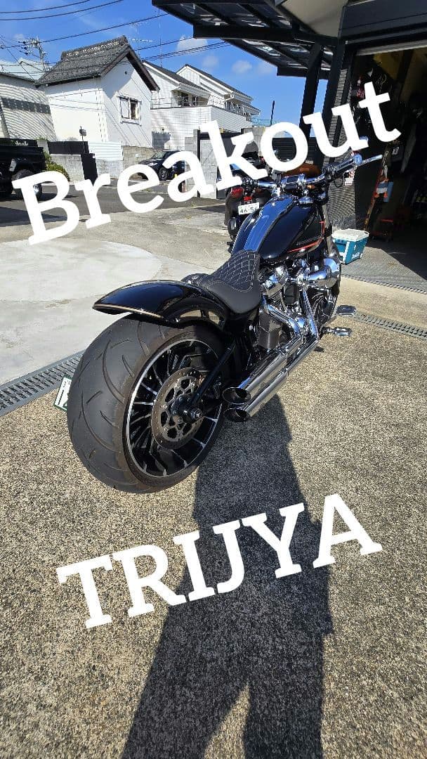 美品ブレイクアウト トライジャ 製 Sシート+Sフェンダ-+ケラーマンウインカー