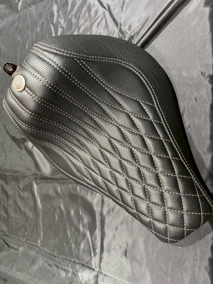 美品ブレイクアウト トライジャ 製 Sシート+Sフェンダ-+ケラーマンウインカー