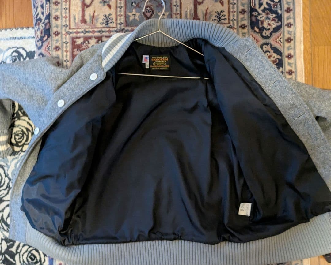 SKOOKUMアメリカ製アワードジャケット　オフホワイト　グレー　ホワイト