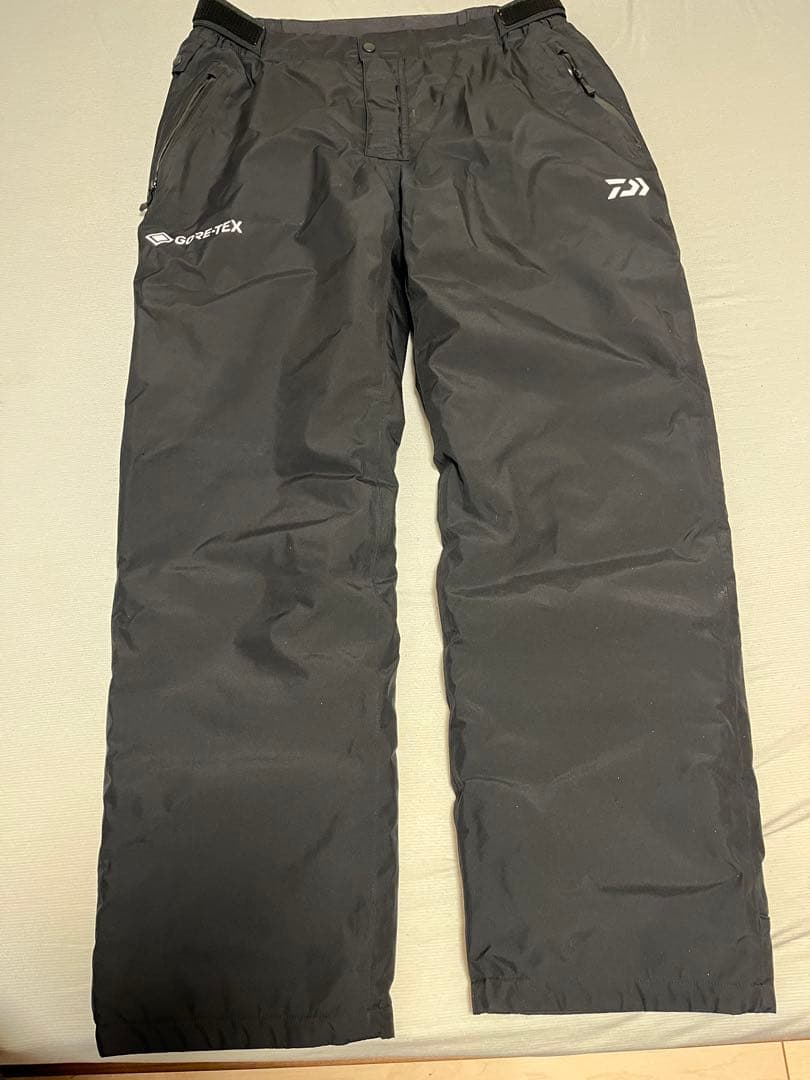 ダイワdw-1923ゴアテックス　プロダクトウィンタースーツ