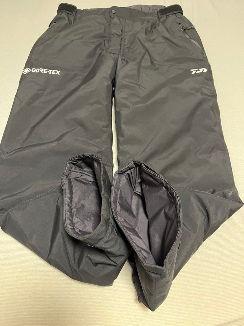 ダイワdw-1923ゴアテックス　プロダクトウィンタースーツ