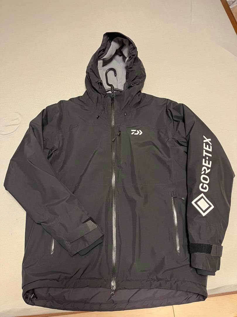 ダイワdw-1923ゴアテックス　プロダクトウィンタースーツ