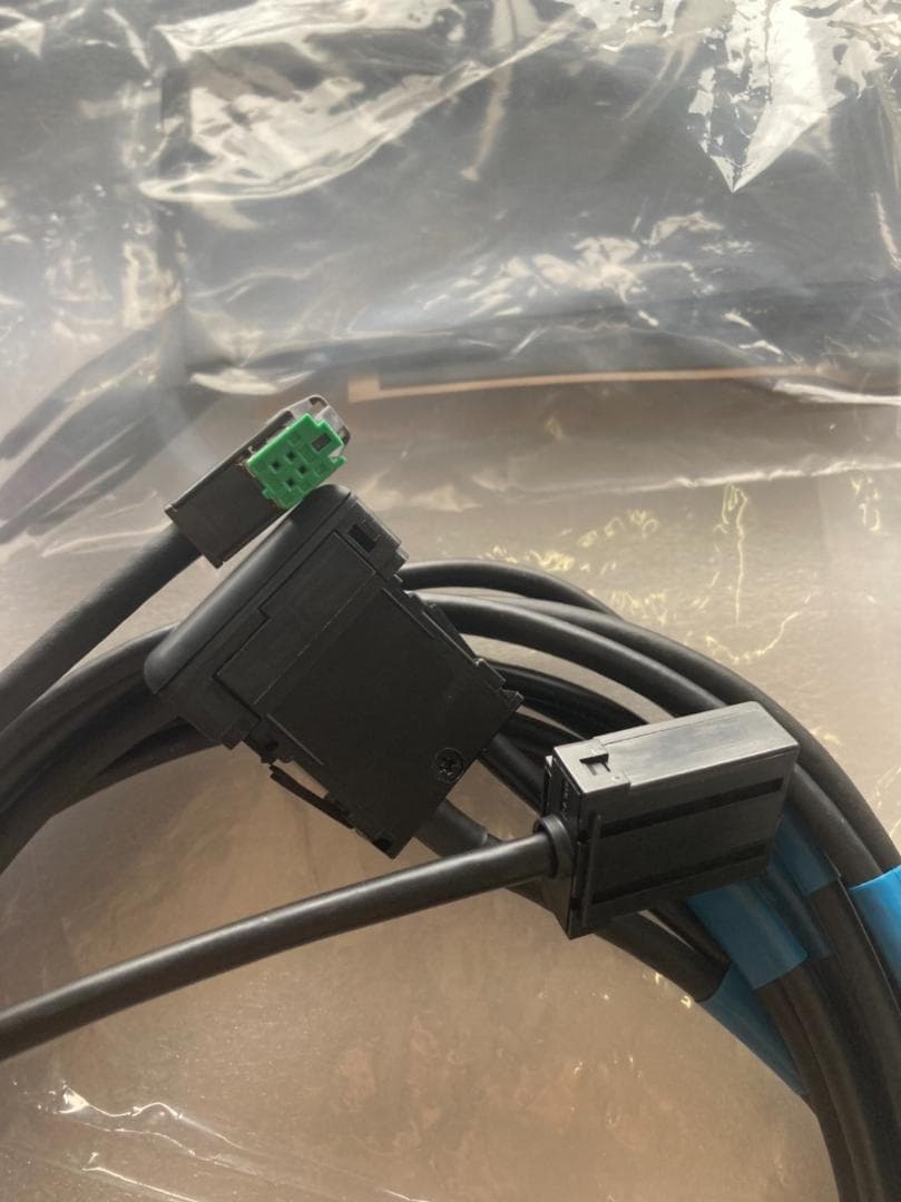 純正品 USB 入力端子 ケーブルセット 086B0-00010