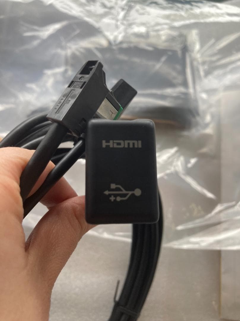 純正品 USB 入力端子 ケーブルセット 086B0-00010