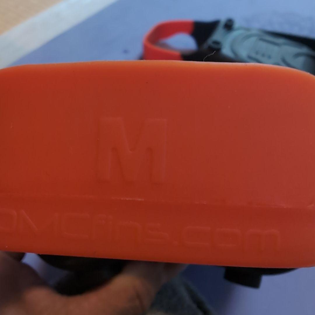 DMCスイムフィン