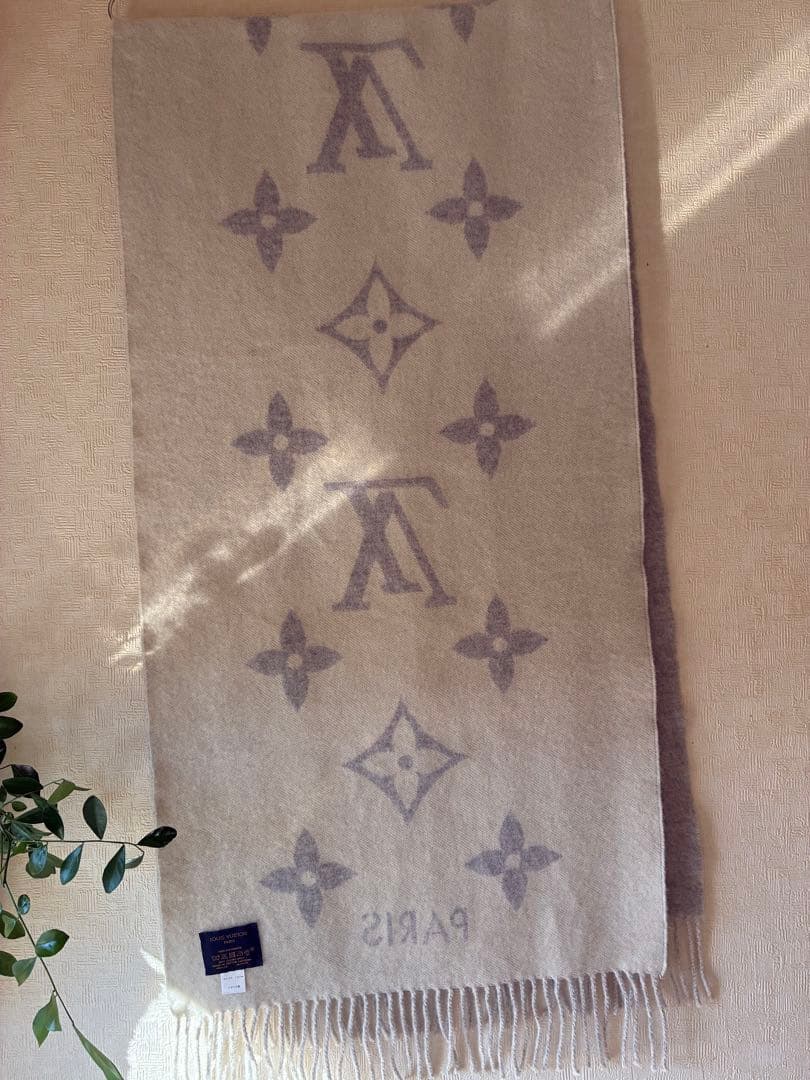 ☆☆RT 64619  LOUIS VUITTON マフラー