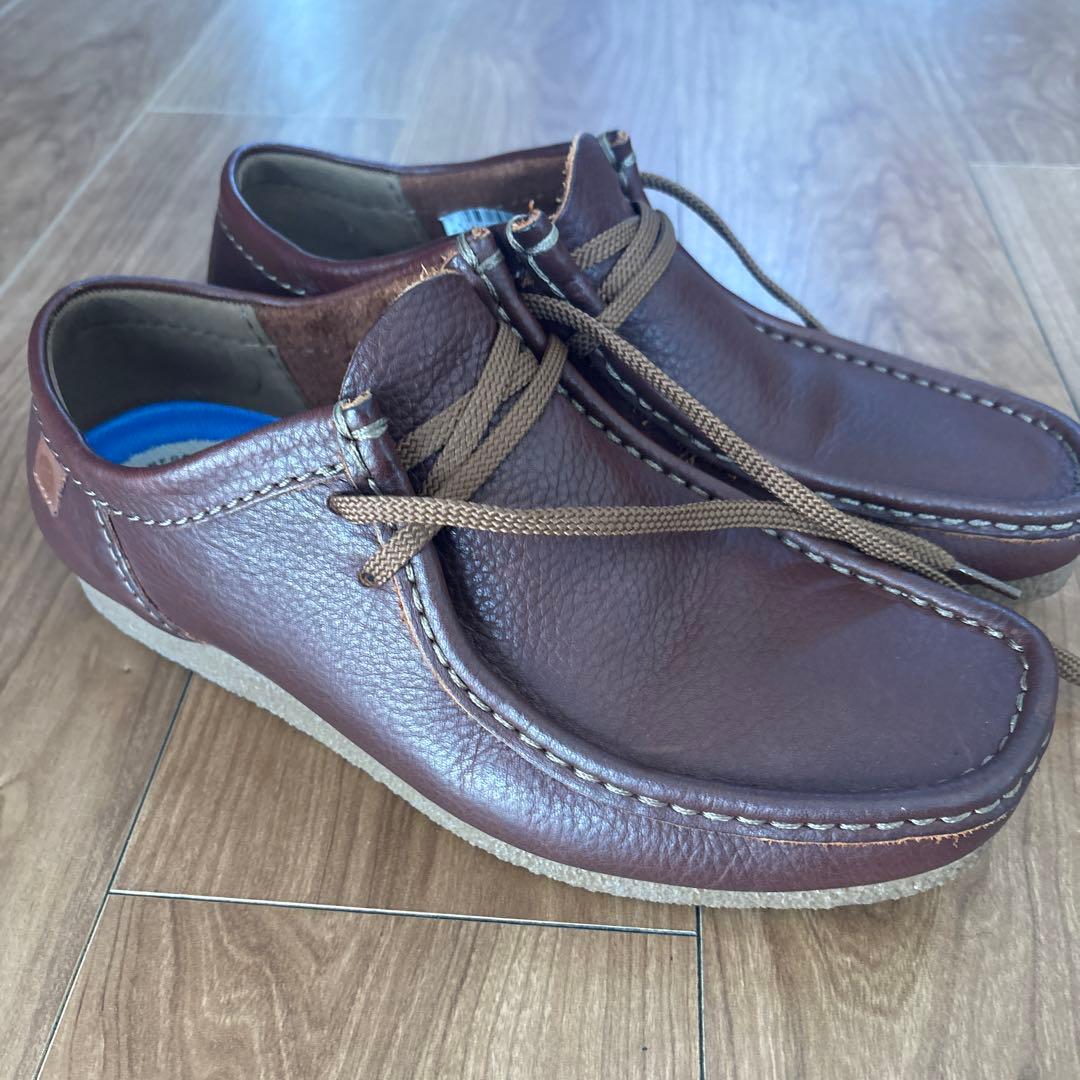 週末価格にしました！最短発送！CLARKS本革！ワラビーブーツ
