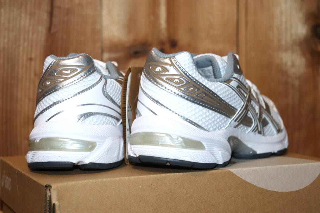 新品 ASICS GEL-1130 スニーカー 23.5cm Ⓗ