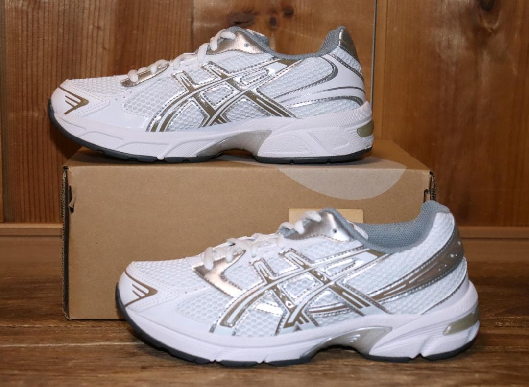 新品 ASICS GEL-1130 スニーカー 23.5cm Ⓗ