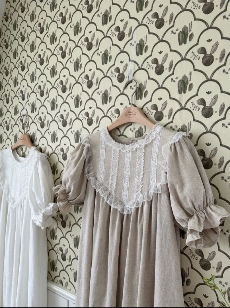 monbebe リネン レース付き ワンピース　親子セット