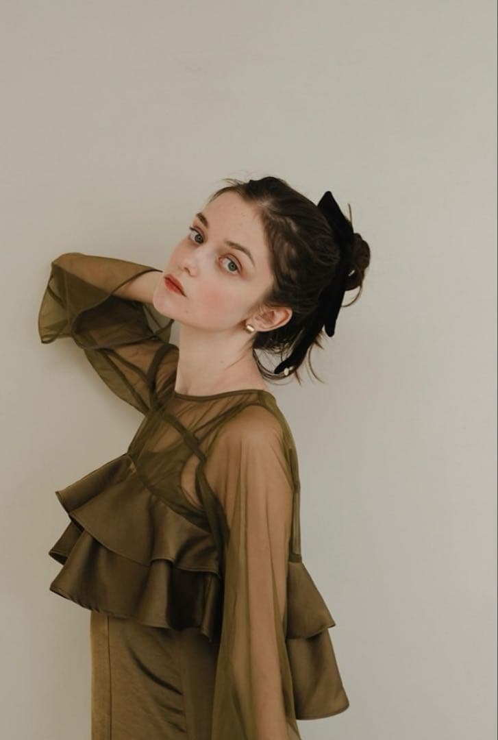 pinue オケージョンドレス