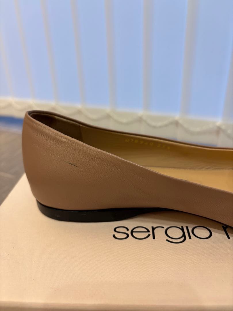 sergio rossi ポインテッドトゥフラットシューズ