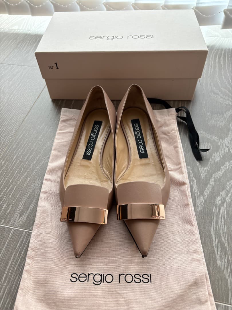 sergio rossi ポインテッドトゥフラットシューズ