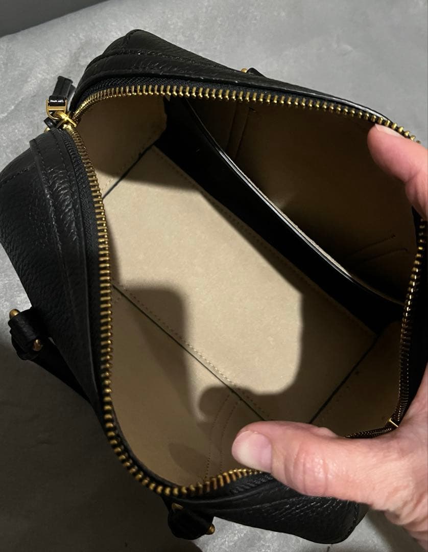 【最終お値下げ】トリーバーチ　ミニボストンバッグ　サッチェル　レザー　ブラック