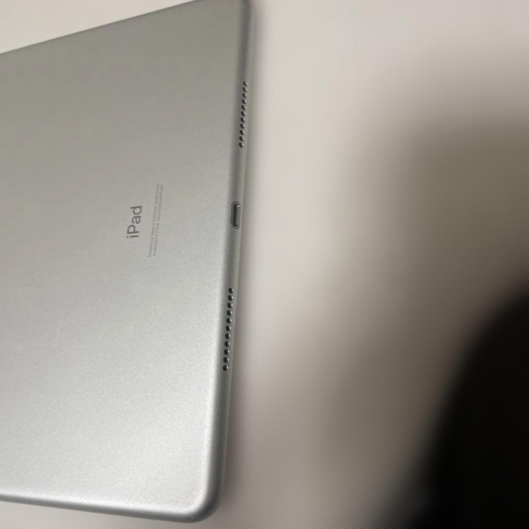 A*2様 Apple iPad Air (第3世代) 64GB シルバー バッテ