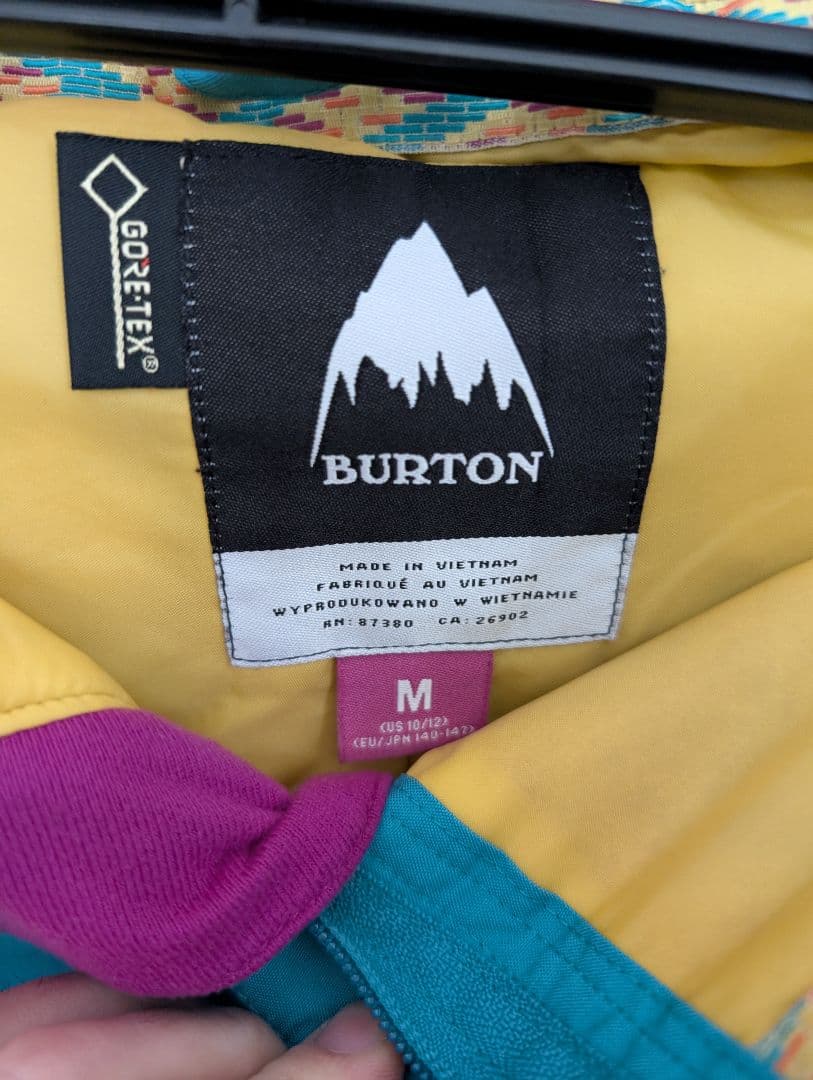 【値下げ】Burton Gore-tex 子ども用スノーボードウェア上下セット