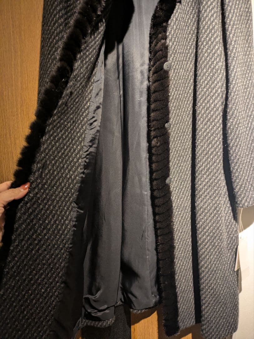 カシミア100%✕ミンクトリム!本物保証　タグ付¥158000 Fサイズ