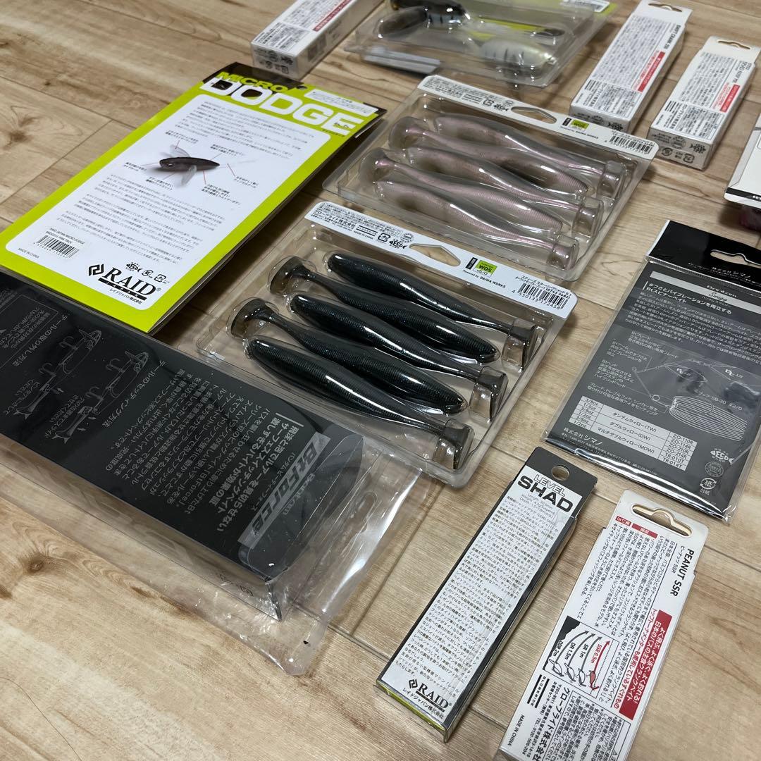 ジャッカル ダイワ レイド シマノ 未使用ブラックバスルアー12点まとめ売り