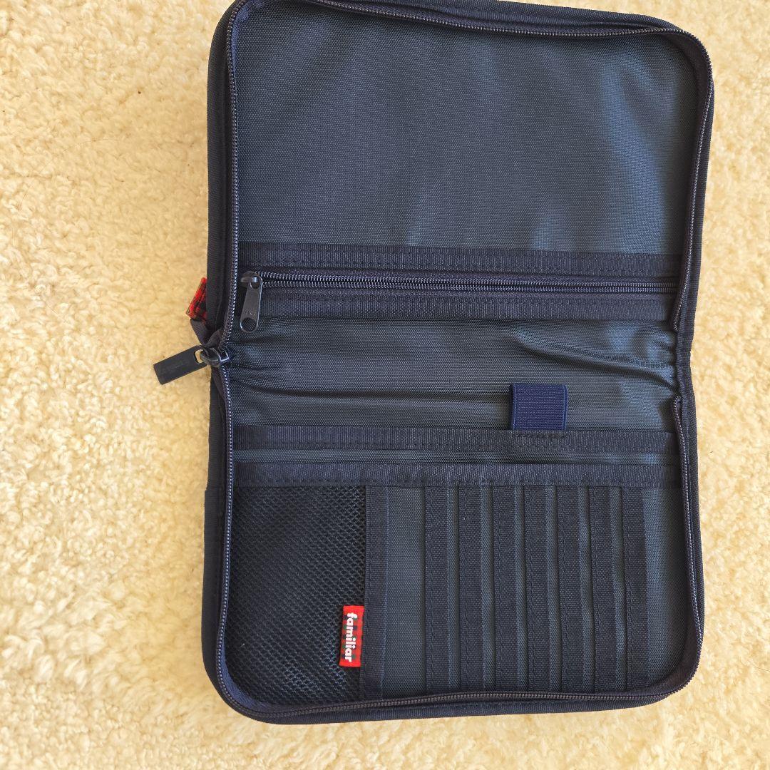 ファミリア　Familiar　刺繍ポーチ　母子手帳