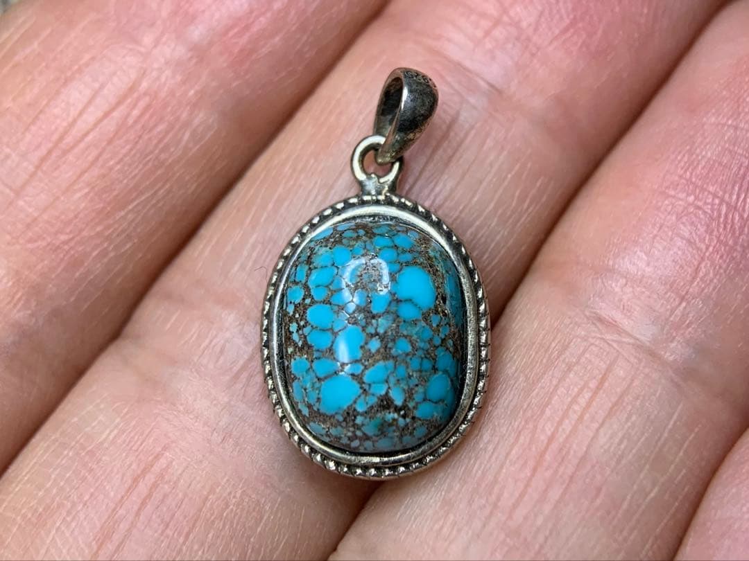 ターコイズ・ペンダント　トルコ石　天然石　tn837