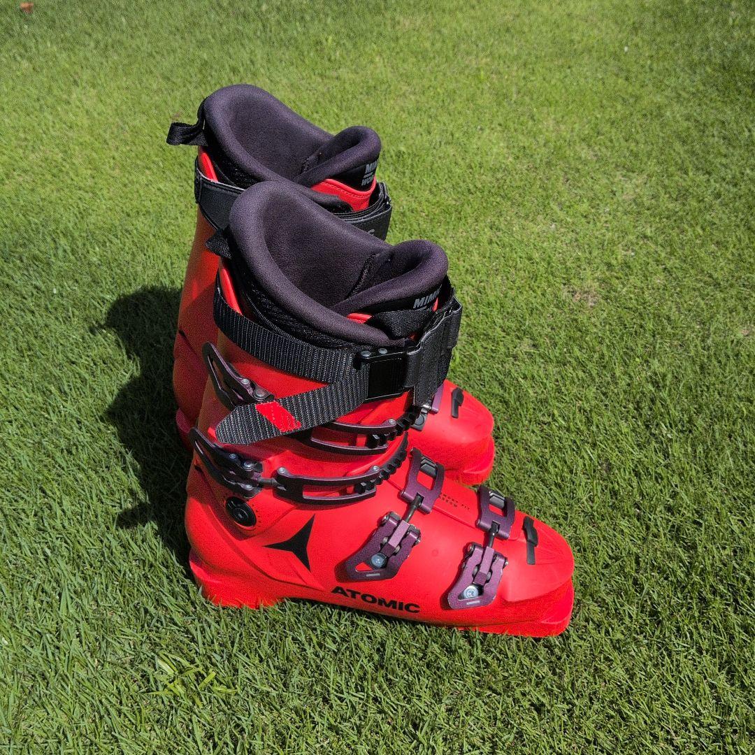 ATOMIC RRDSTRR　CS130スキーブーツ 赤