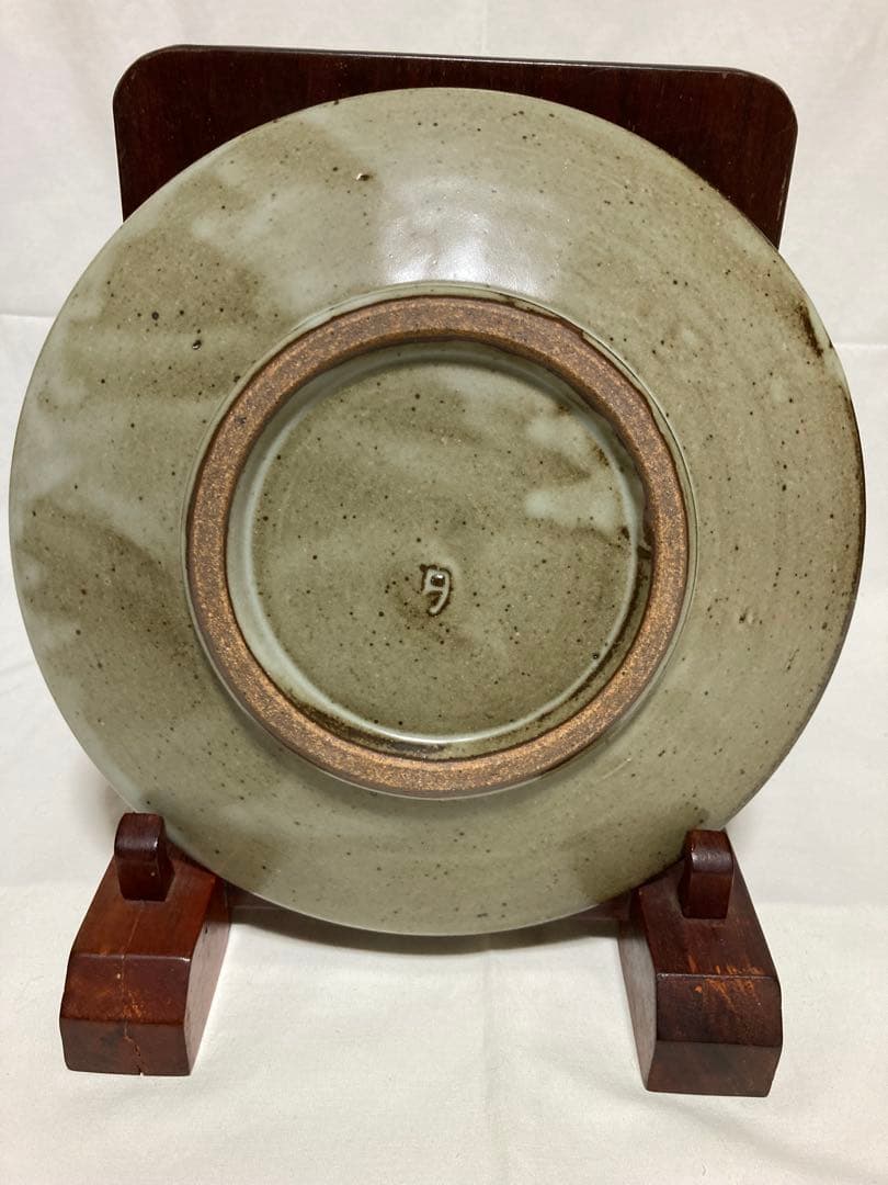 島岡達三　人間国宝　益子焼　地釉縄文象嵌皿　濱田庄司の弟子　民藝