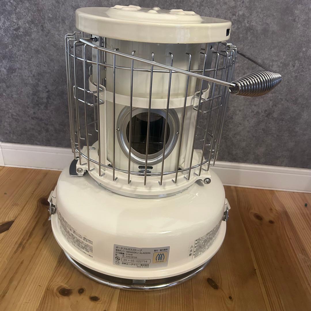 ko 　センゴクアラジン　ポータブルガスストーブ　ホワイト