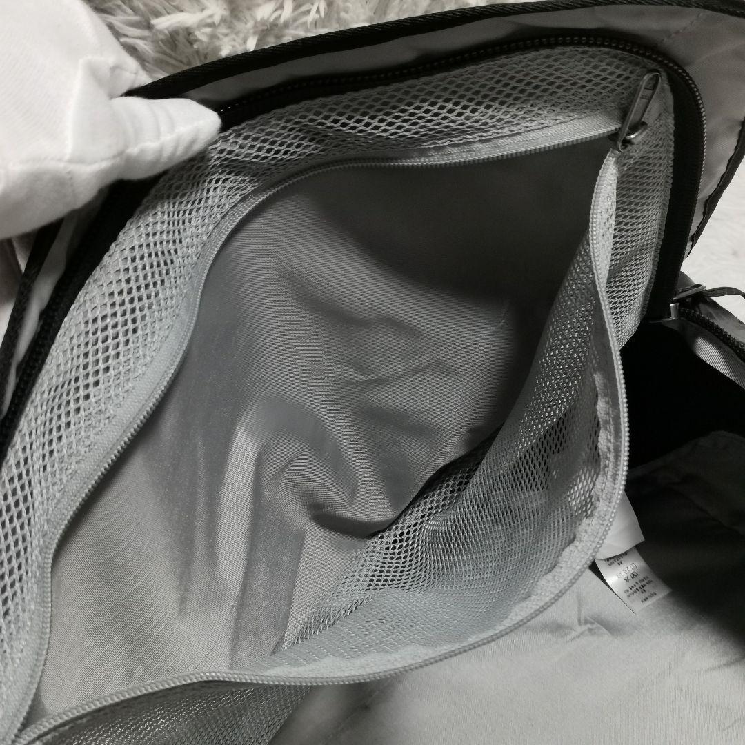 未使用級 patagonia ブラックホール ダッフル 40L ブラック