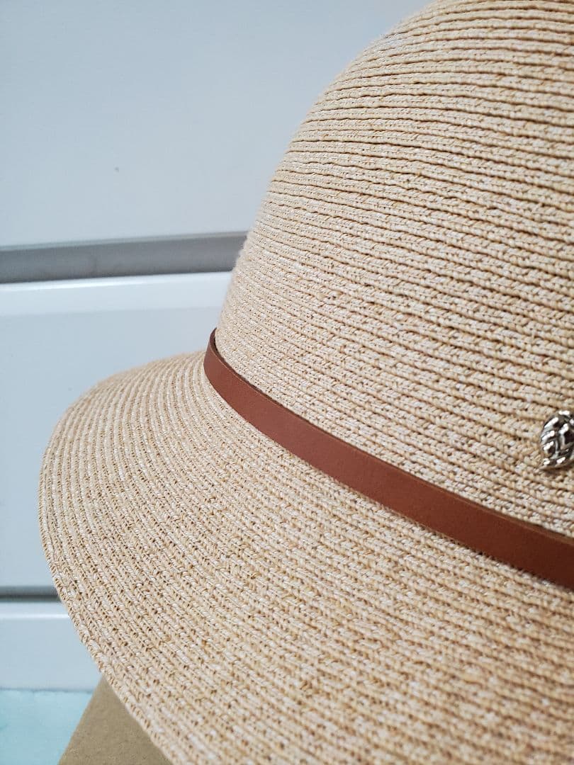 ヘレンカミンスキーKAELOヘレンカミンスキーラフィア帽子ヘレンカミンスキー帽子