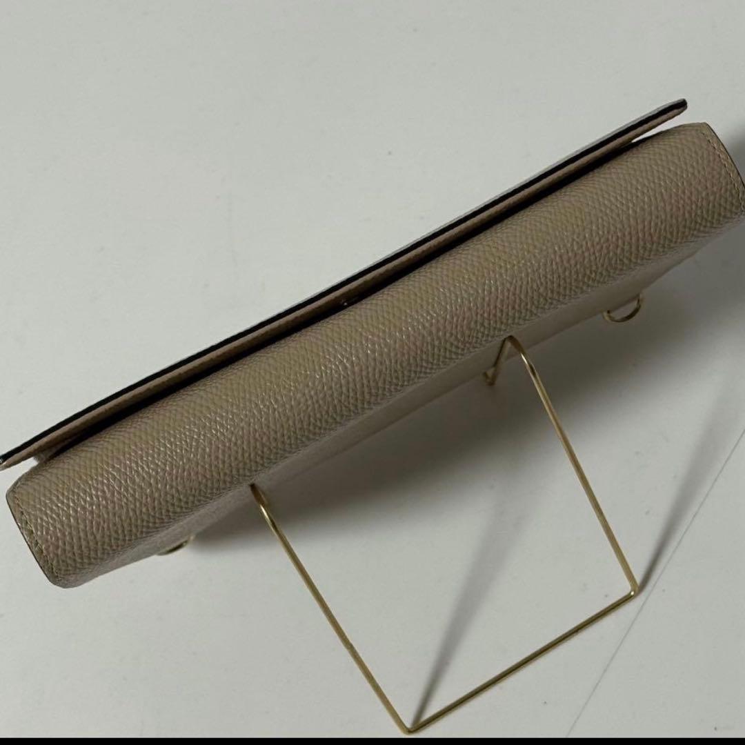 専用です。Epoi マルチウォレットSランク　ベージュ⭐︎エポイ